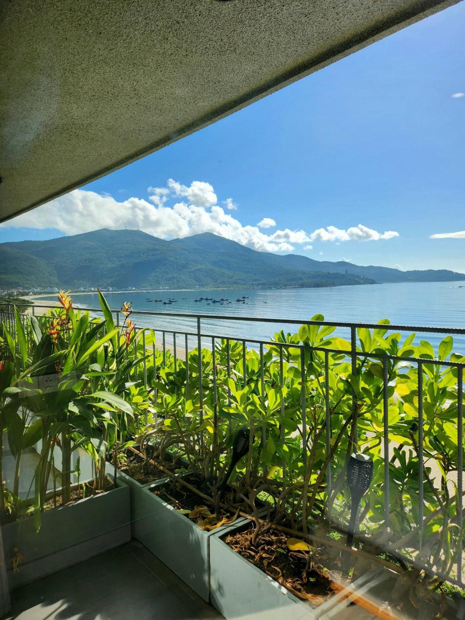 Khách sạn Leaf Beachfront Đà Nẵng