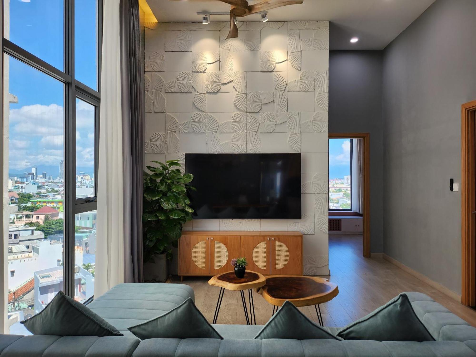 Leaf Beachfront Khách sạn 4*
