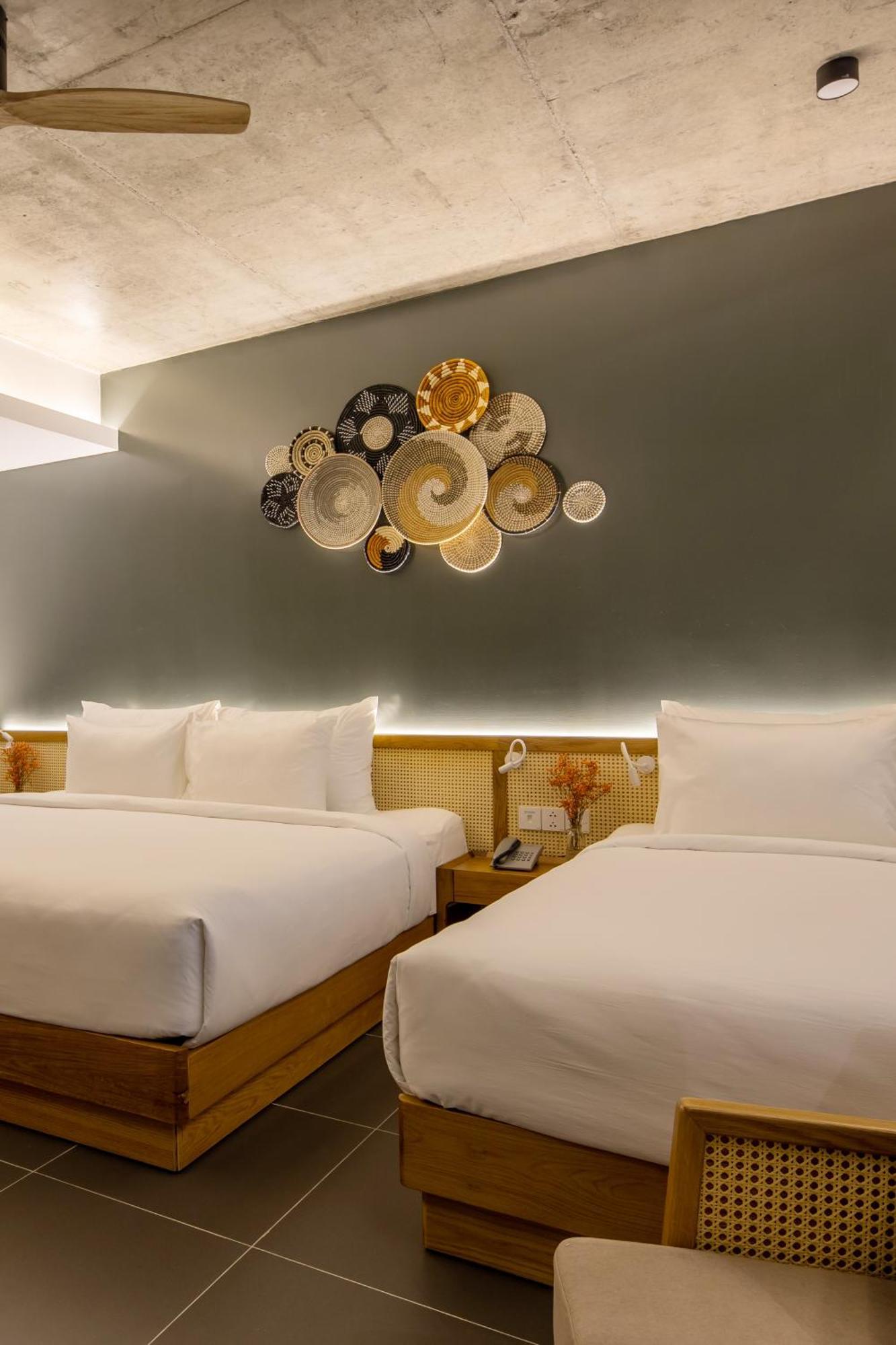 Leaf Beachfront 4* Đà Nẵng